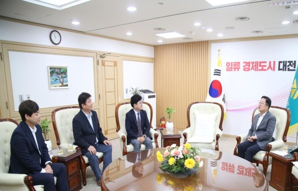 대전장애인단체총연합회, 이장우 대전시장과 간담회 개최 대문사진